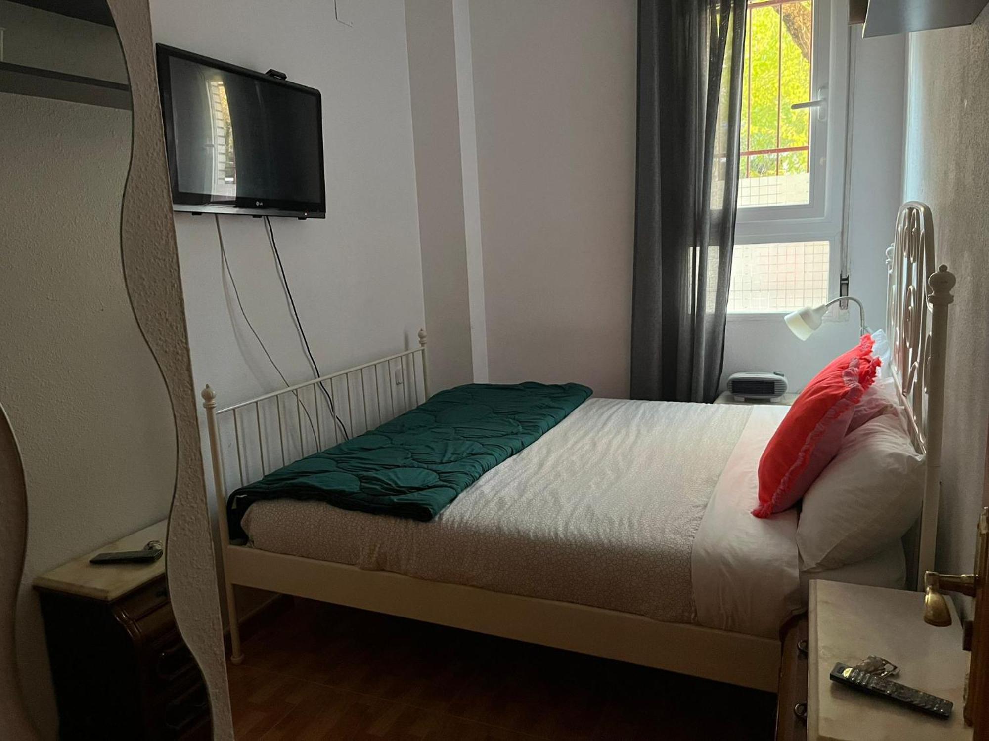 Acogedoras Habitaciones En Madrid Ngoại thất bức ảnh