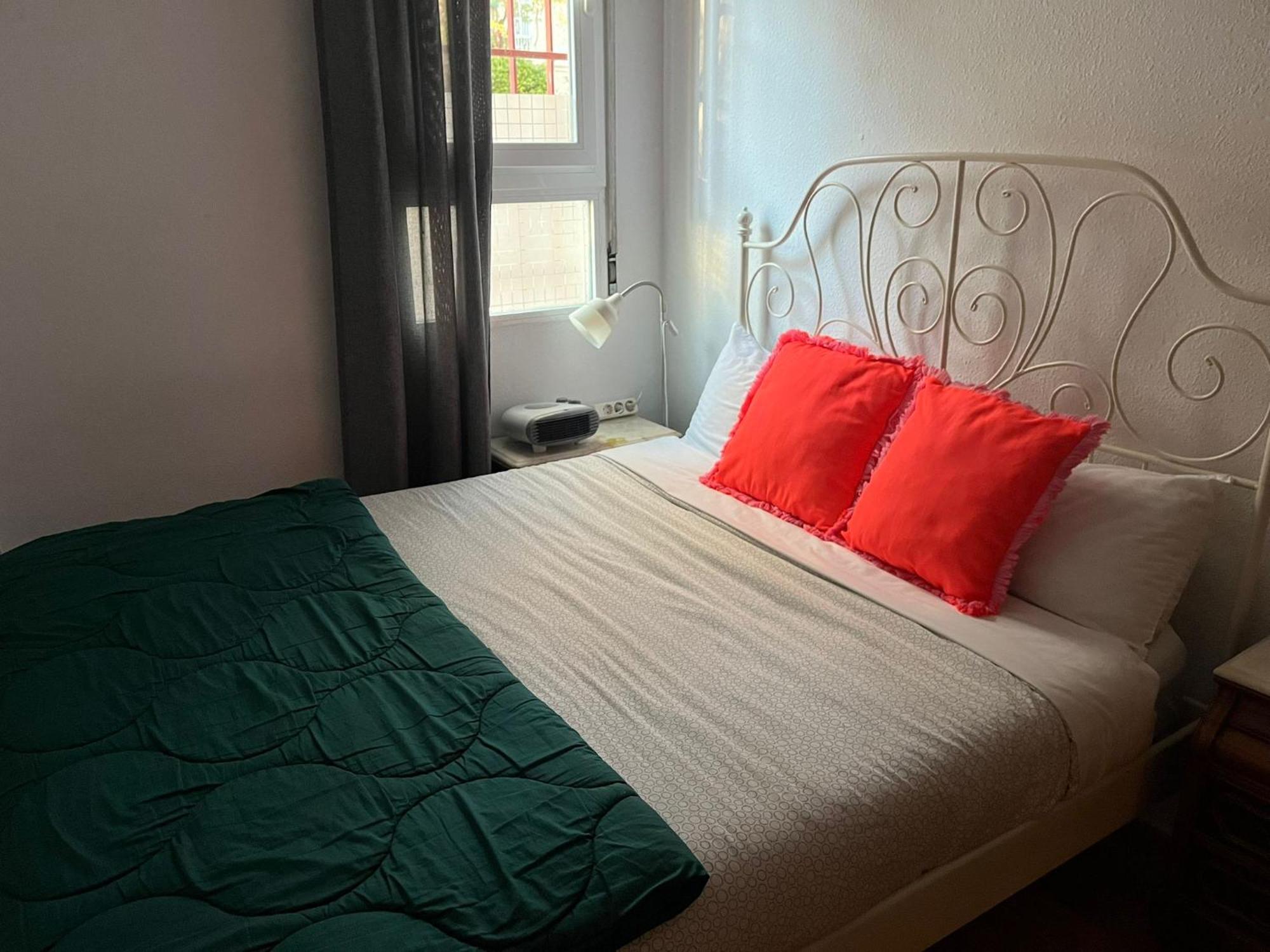 Acogedoras Habitaciones En Madrid Ngoại thất bức ảnh